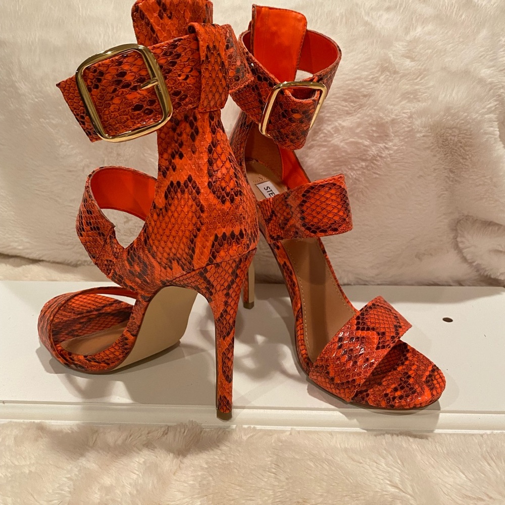 Steve Madden Sandals